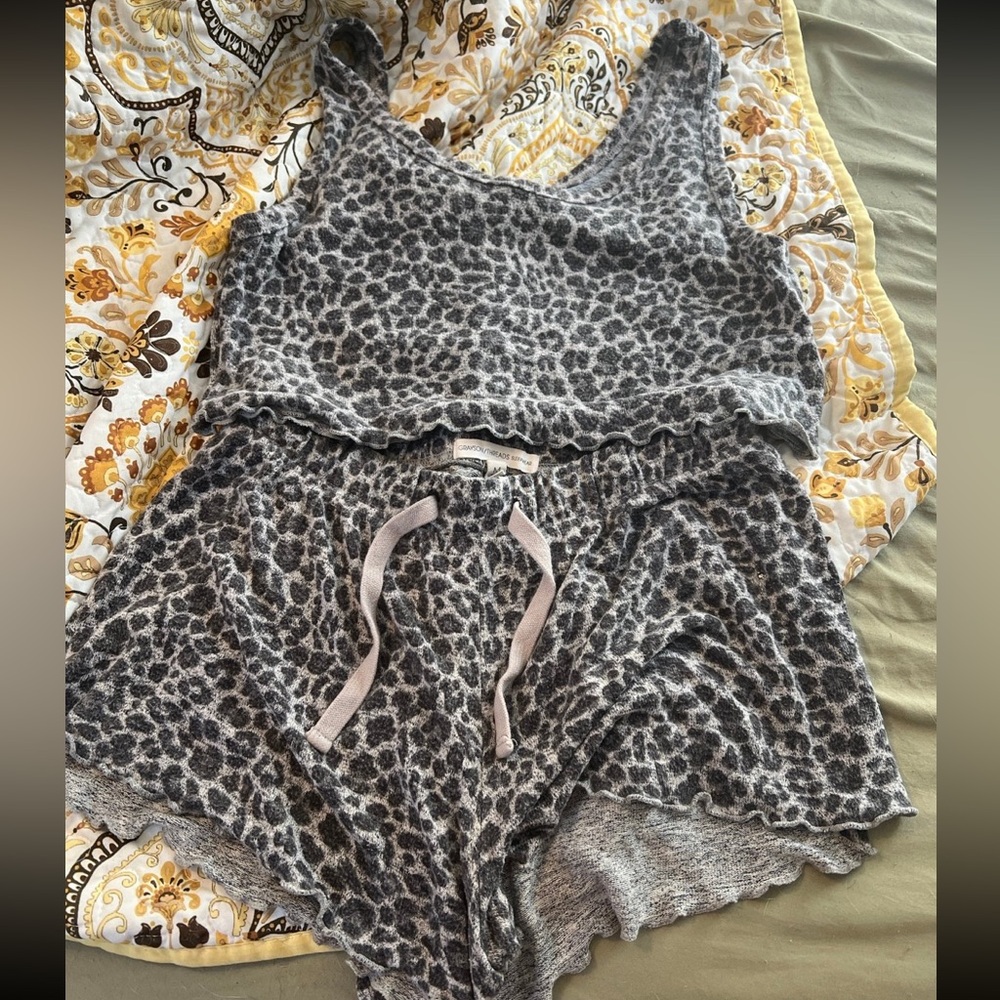 Cute cheetah pj set